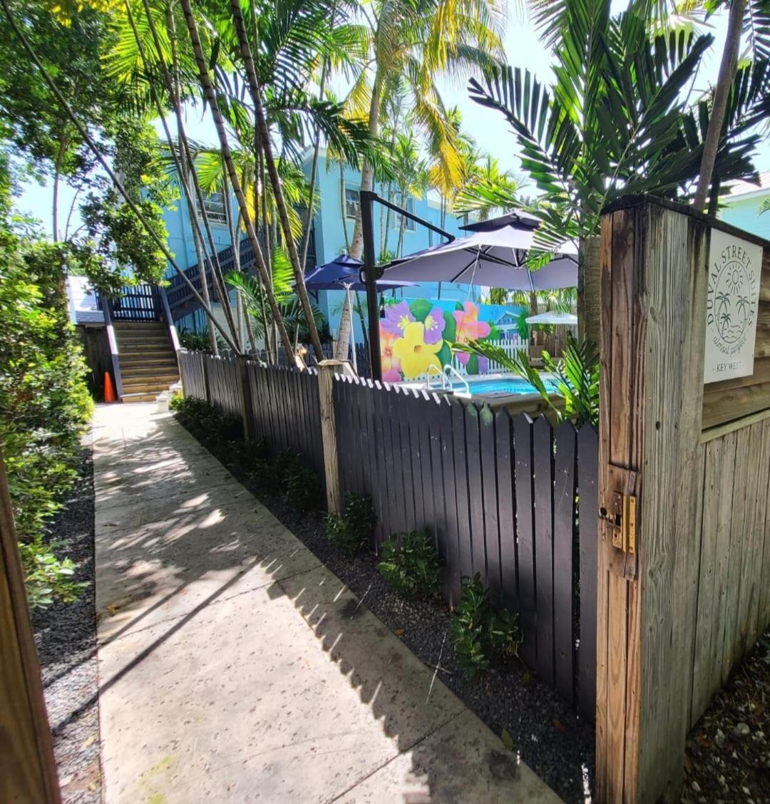 קי וסט Duval Street Suite With Pool מראה חיצוני תמונה