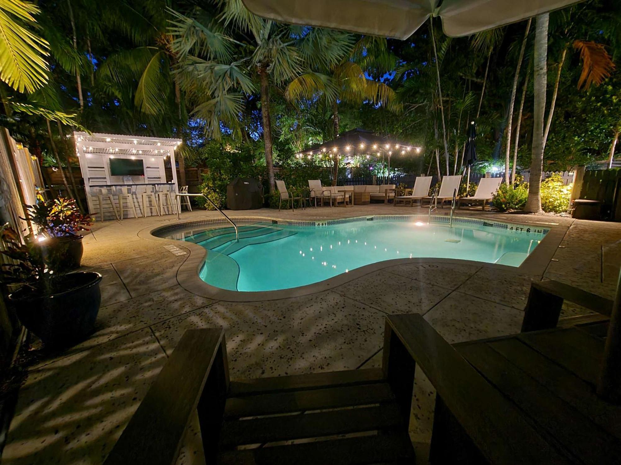 קי וסט Duval Street Suite With Pool מראה חיצוני תמונה
